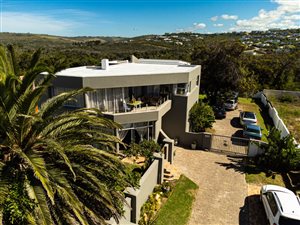 5 Bed House in Upper Robberg