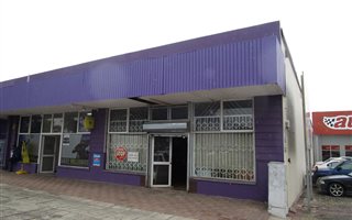 340 m² Retail Space in George Central