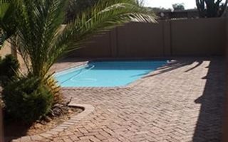 3 Bedroom Townhouse in Modelpark