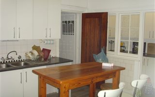 3 Bedroom House in Bezuidenhout Valley
