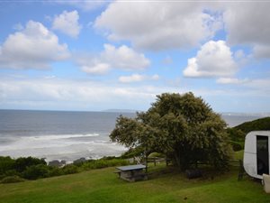 4 Bed House in Keurboomstrand