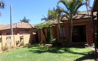 2 Bedroom Townhouse in Heatherview
