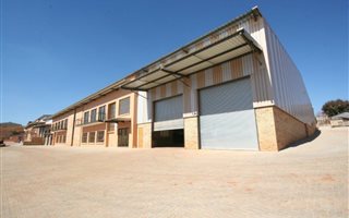 619 m² Industrial space in Amalgam