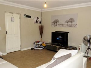 6 Bed House in Schaap Kraal