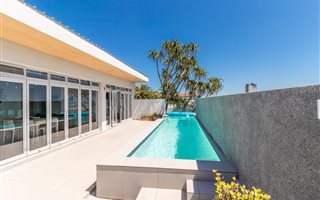 4 Bedroom House in Green Point