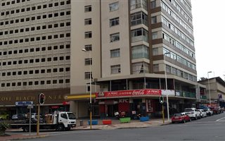 42 m² Retail Space in North Beach