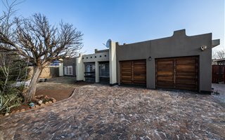 3 Bedroom House in Golf Park