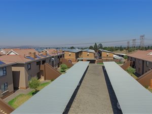 3 Bed Townhouse in Albertsdal
