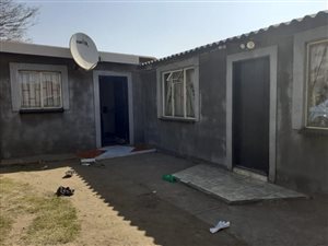 2 Bed House in Boipatong