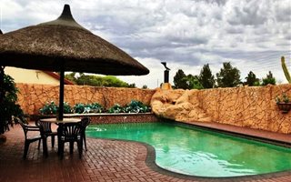 3 Bedroom House in Vanderbijlpark CE5