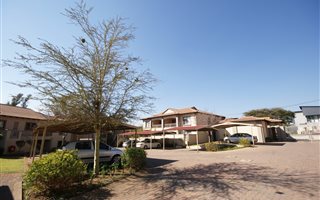 2 Bedroom Apartment in Bryanston