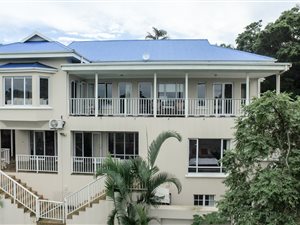 4 Bed House in Compensation Beach