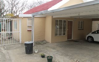 2 Bedroom Apartment in Egerton