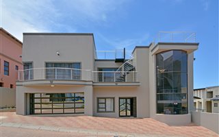 4 Bedroom Cluster in Northcliff