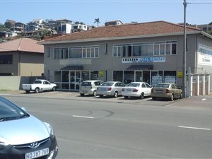 100 m² Commercial space in Bluff