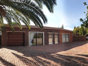 3 Bed House in Monument Heights