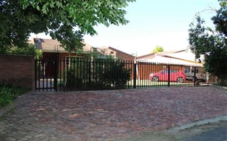 3 Bedroom House in Merriespruit