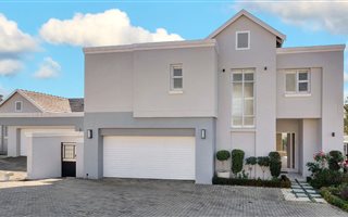 2 Bedroom House in Waverley