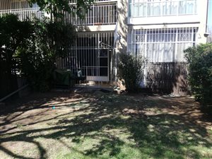 2 Bed Flat in Brackenhurst