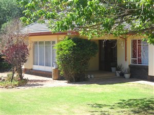 7 Bed House in Oudtshoorn