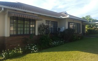 3 Bedroom Townhouse in Hayfields
