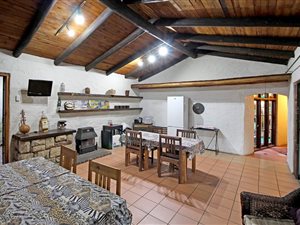 7 Bed House in The Gardens