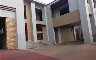 1 Bedroom Apartment in Meyersdal
