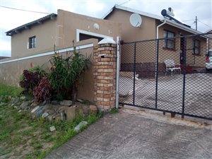 2 Bed House in Amalinda North