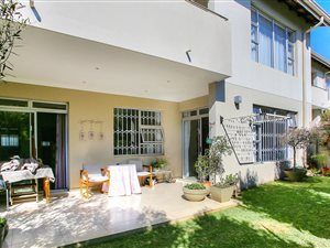 3 Bed Apartment in Fairmount