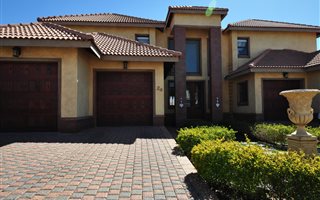 4 Bedroom House in Midstream Hill