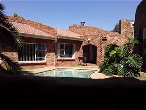 4 Bed House in Hazeldene
