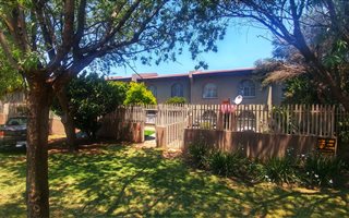 3 Bedroom Townhouse in Verwoerdpark