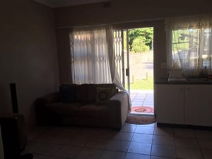 2 Bed Apartment in Meerensee