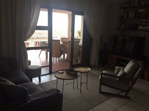 2 Bed Apartment in Constantia Kloof