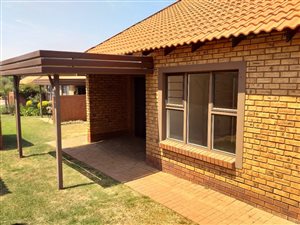2 Bed Townhouse in Willow Park Manor