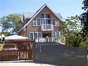 3 Bedroom House in Hornlee