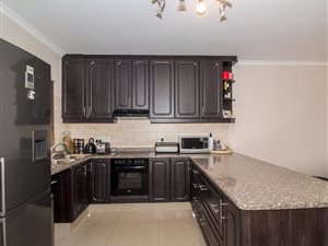 3 Bed Townhouse in Winklespruit