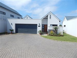 4 Bed Townhouse in Emberton Estate