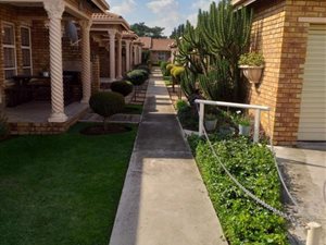 1 Bed House in Van Dyk Park