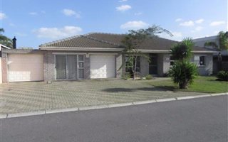 4 Bedroom House in Rouxville