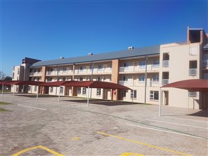 2 Bed Flat in Wolmer