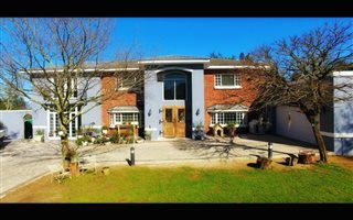 5 Bedroom House in Bergsig