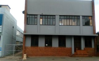 400 m² Commercial space in Mayville