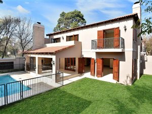 4 Bed Cluster in Bryanston East