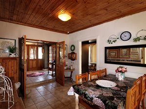 4 Bed House in Fichardtpark