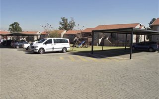 2 Bedroom Apartment in Ormonde