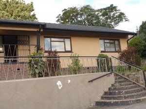 3 Bed House in Sea View