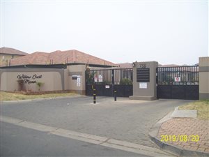 442 m² Land available in Kenleaf