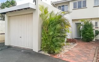3 Bedroom Apartment in Umbilo