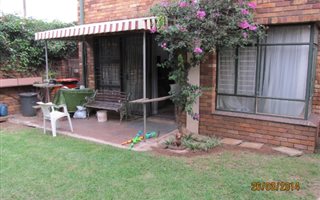 3 Bedroom Duplex in Pollak Park